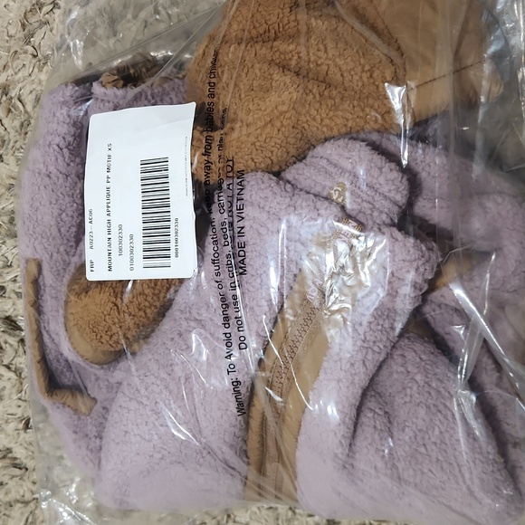 NTW FREE PEOPLE Mountain High Logo Fleece Half Zip - Picture 6 of 6